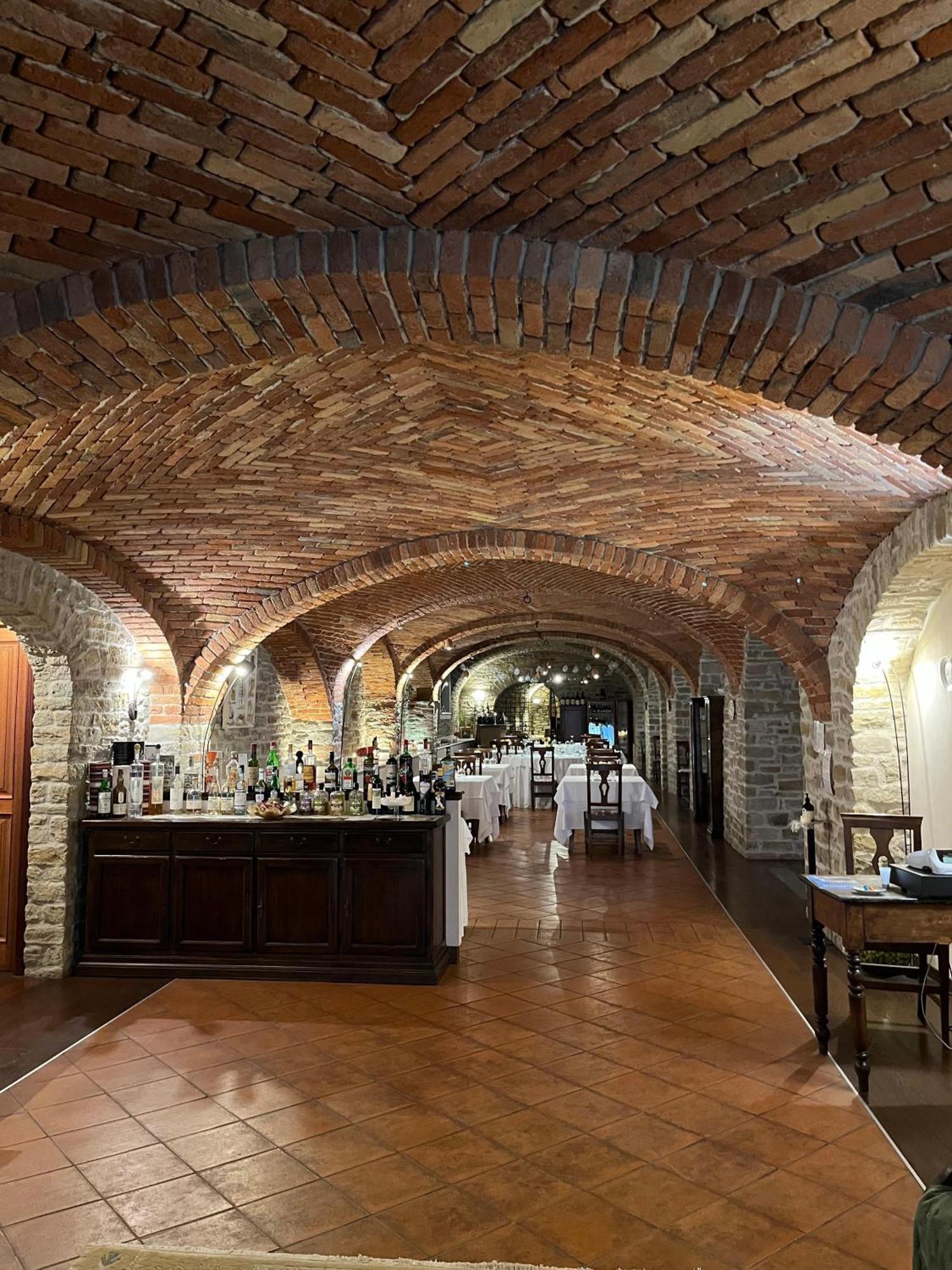 فندق Il Castello Di Bubbio المظهر الخارجي الصورة